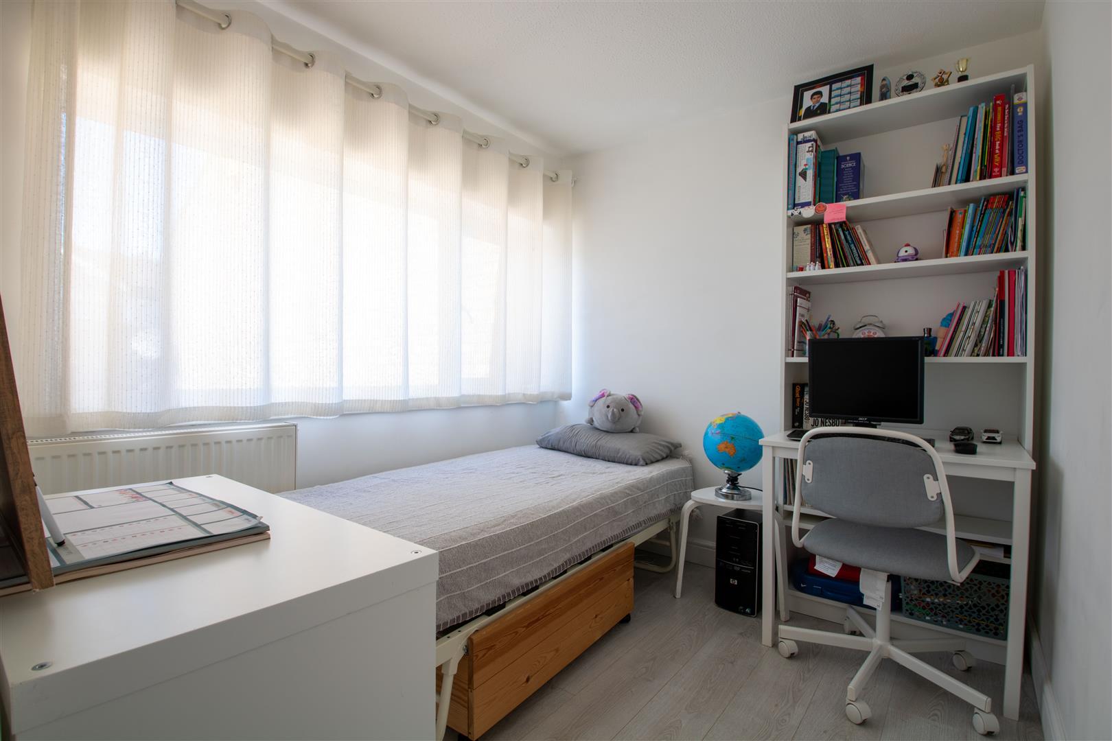 Great Denson, Eaglestone, Milton Keynes